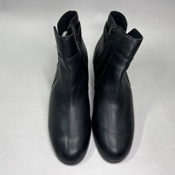 Clarks Women's Size 8.5 Emily Holly Black Leather Ankle Booties - Picture 3 of 14